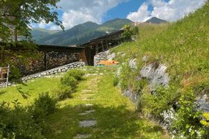 Baita nel cuore delle Dolomiti