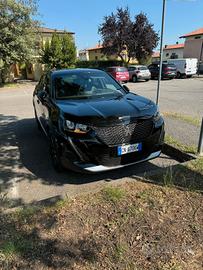 Peugeot 2008 BlueHDi 130 S&S EAT8 Allure Pack