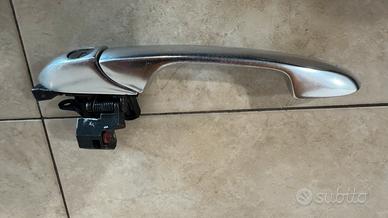 Maniglia esterna anteriore sinistra Alfa 147/GT