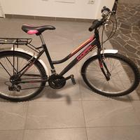 mountain-bike da ragazzina 