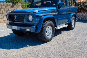 Mercedes G 200