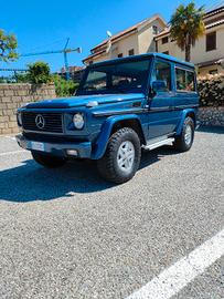 Mercedes G 200