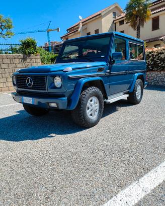 Mercedes G 200