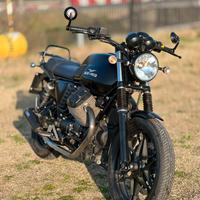 Moto Guzzi V7 Stone 750