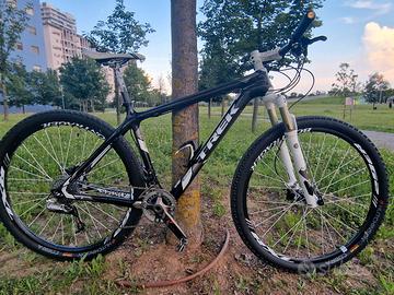 Mountain Bike full carbon Trek Superfly Pro 29er