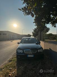 Mercedes Benc c220 cdi