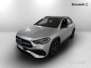 MERCEDES-BENZ GLA (H247) - GLA 180 d Auto