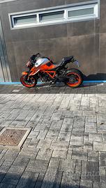 Ktm 1290 superduke r