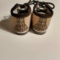 scarpe neonato Fendi 