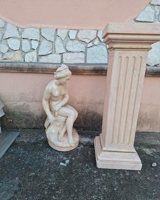 i capitello con statua 