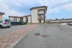 Appartamento di 65 m² con 3 locali e box auto a Fe