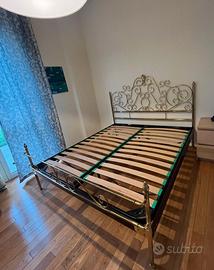 Letto matrimoniale in ottone