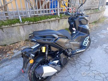 SCOOTER KL BRERA X 125 BLACK LIQUID COOLED