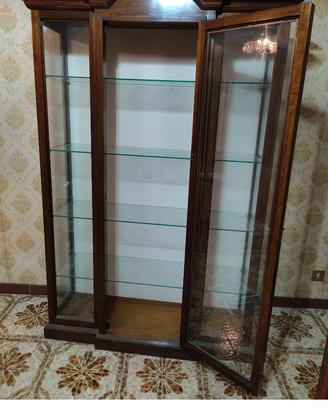 Vetrine in arte povera legno