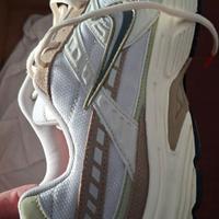 Bellissime nike metà prezzo