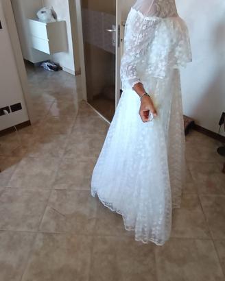 Abito da sposa compreso cappellino e sottogon