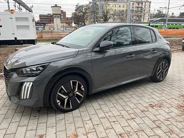 Peugeot 208 GT LINE 2024