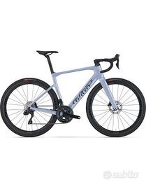 Bici corsa WILIER RAPIDA 105 di2 ruote carbonio