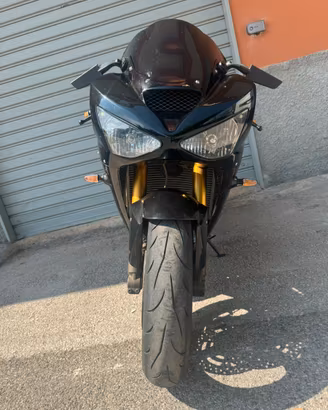 Kawasaki ZX6R anno 2004