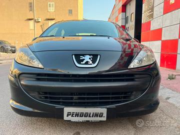 Peugeot 207 1.4 HDi 70CV 5p. ONE Line