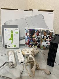 Nintendo wii con controller giochi e balance board
