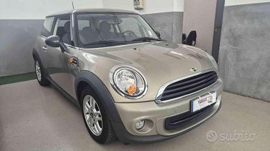 MINI One 1.4 16V One (55kW)