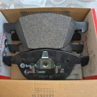 BREMBO Kit pastiglie freno per FORD CMAX  ECOSPORT