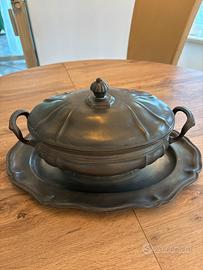 Antica zuppiera in feltro