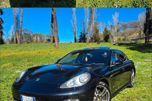 Porsche panamera 4S