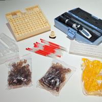 Materiale allevamento ape regina