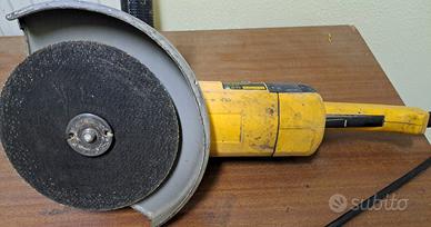 Smerigliatrice e trapano tasselatore