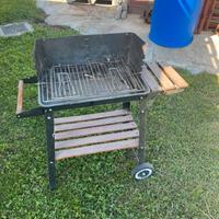 Barbecue rettangolare a carbone