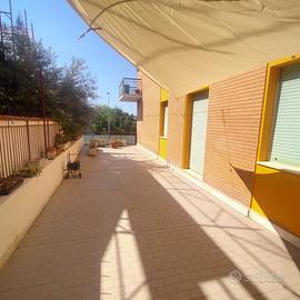 Posatora con giardino e terrazzo