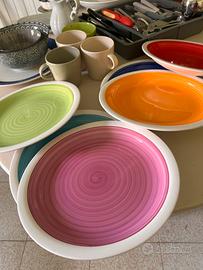 Set completi piatti e pisate