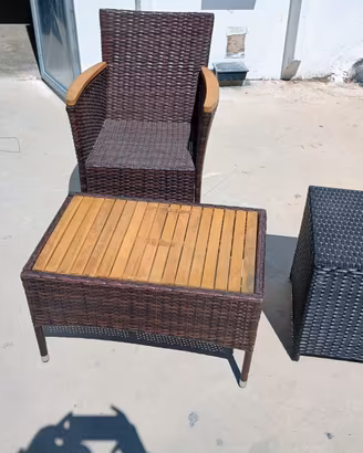 Set Arredo da Esterno in Rattan – 3 Pezzi