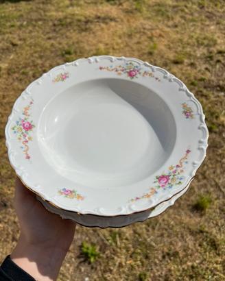 Set piatti in porcellana