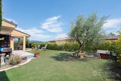 VILLA SINGOLA A CAVAION VERONESE