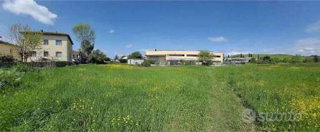 Immobile in asta di 1760 m² a Certaldo - Altro