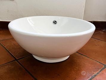 Lavabo da appoggio in ceramica