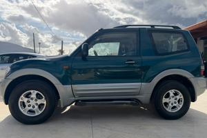 mitsubishi pajero 2.5 tdi 3p glx