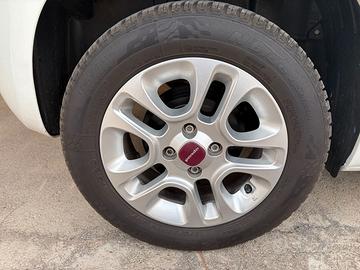 Cerchi in lega Fiat Panda 3°serie da 14 con gomme