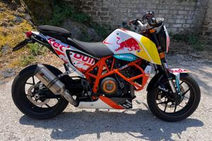 Ktm duke 690 R 2013