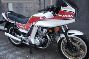 Ricambi usati honda cb 900 boldor f2 - 1980