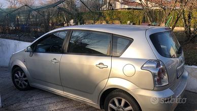 TOYOTA COROLLA VERSO