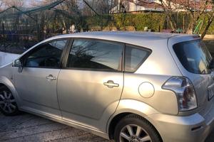 TOYOTA COROLLA VERSO