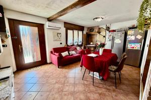 CASA SEMINDIPENDENTE A FREGONA