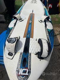tavola da windsurf Starboard Futura IQ 122