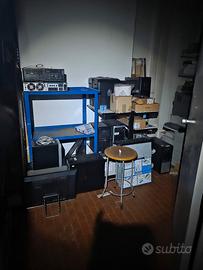 Lotto pc , monitor  e attrezzature ufficio , Roma