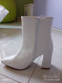 stivaletto con tacco 