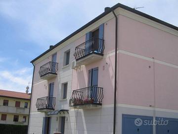 Appartamento di 80 m² con 3 locali e box auto a Po